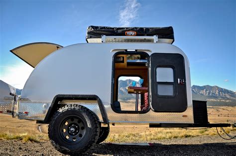 Colorado teardrops - Nov 18, 2019 · Below is an example of some smaller vehicles that can pull a teardrop camper, along with their max tow ratings. Dodge Challenger – 1,000 pounds. Honda Accord – 1,000 pounds. Honda CR-V – 1,500 pounds. Jeep Cherokee – 4,500 pounds. Jeep Wrangler – 2,000-3,500 pounds. Chevrolet Malibu – 1,000 pounds. Toyota RAV4 – 3,500 pounds. 
